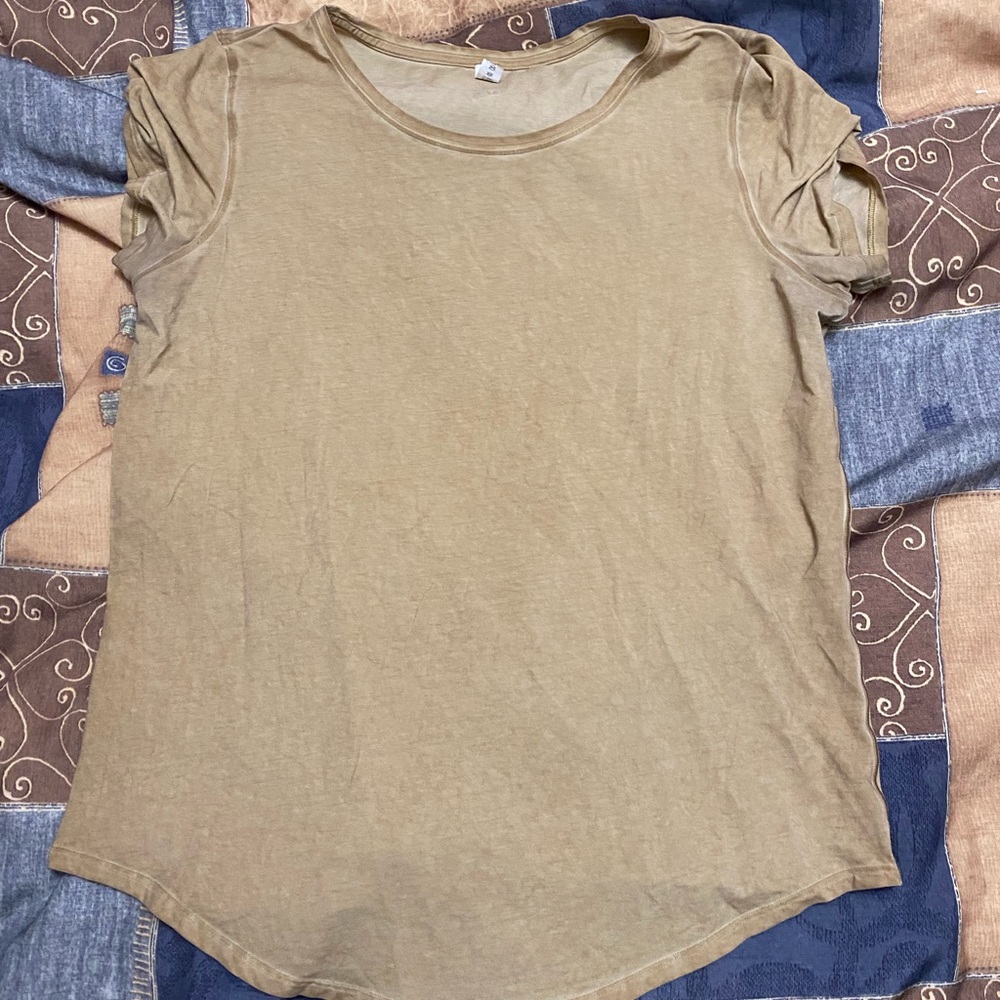 Lululemon Love Tee